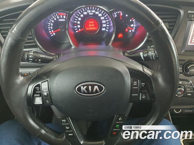 Kia K5 2013 — photo 13