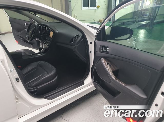 Kia K5 2013 — photo 15