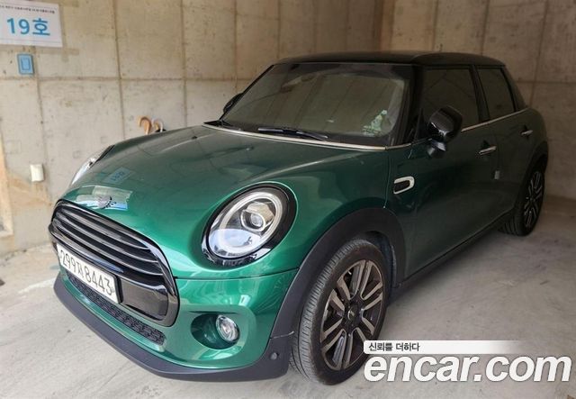 Mini Cooper 2021 — photo 2