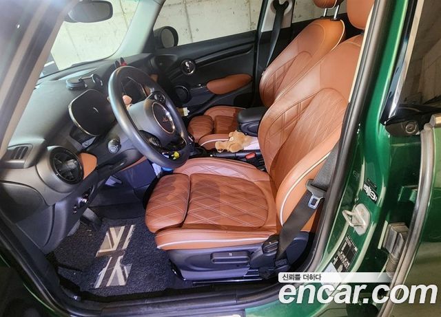Mini Cooper 2021 — photo 4