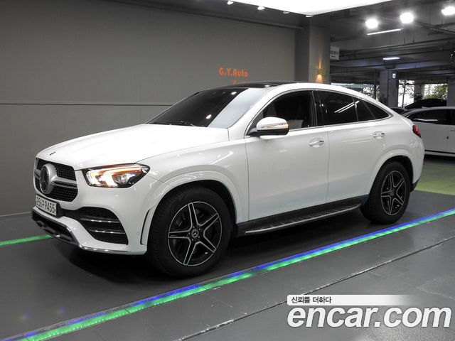 Mercedes-Benz GLE-Class 2020 — photo 1