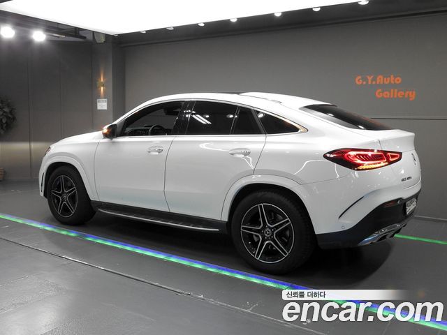 Mercedes-Benz GLE-Class 2020 — photo 2
