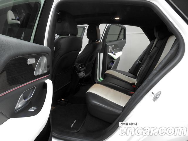 Mercedes-Benz GLE-Class 2020 — photo 12