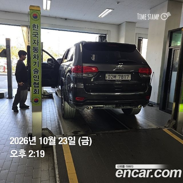 Jeep Cherokee 2019 — photo 2