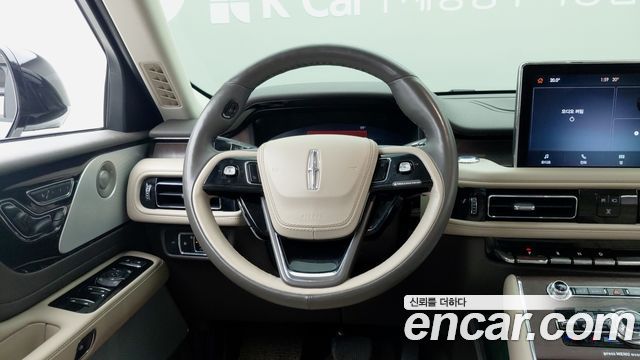 Lincoln Aviator 2023 — photo 13