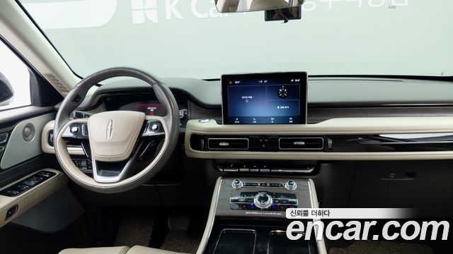 Lincoln Aviator 2023 — photo 14