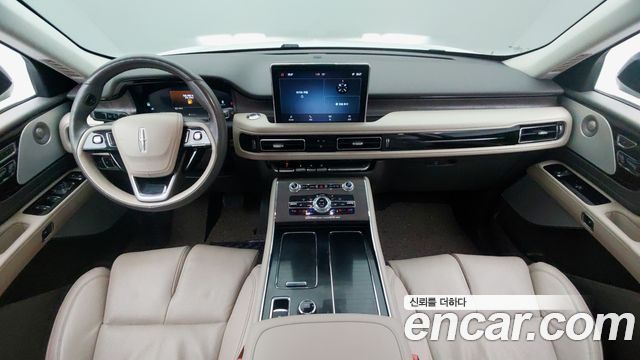 Lincoln Aviator 2023 — photo 15