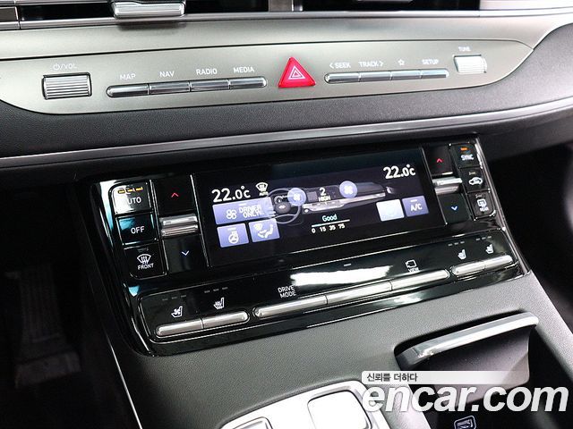 Hyundai Grandeur 2023 — photo 9