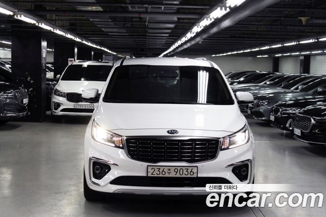 Kia Canival 2020 — photo 2