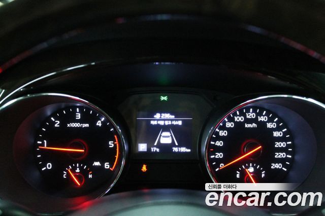 Kia Canival 2020 — photo 11