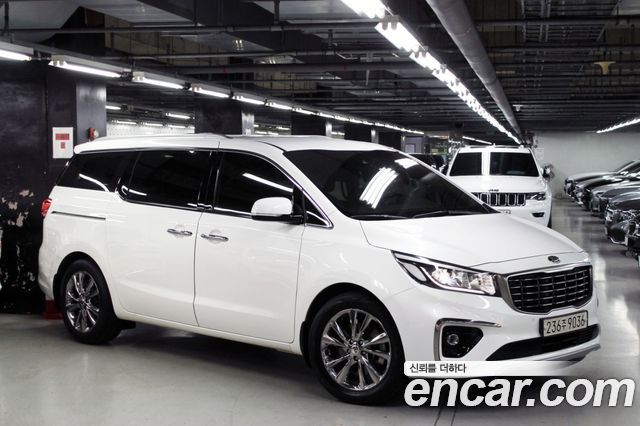 Kia Canival 2020 — photo 18