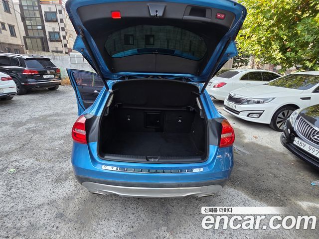 Mercedes-Benz GLA-Class 2015 — photo 19