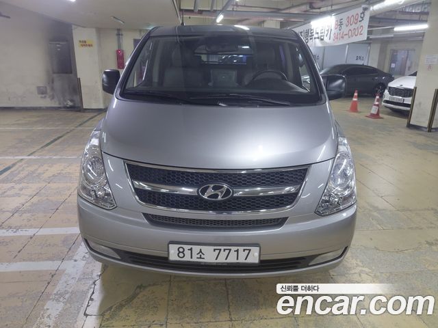 Hyundai Starex 2015 — photo 2