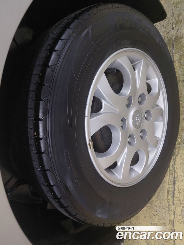 Hyundai Starex 2015 — photo 19