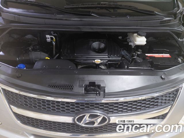 Hyundai Starex 2015 — photo 20
