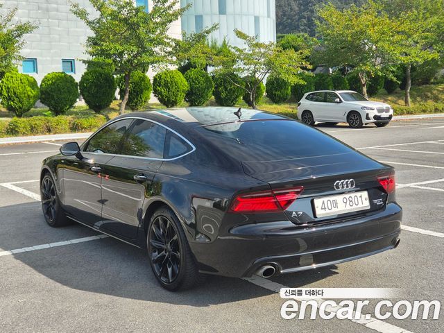 Audi A7 2014 — photo 2