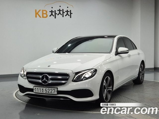 Mercedes-Benz E-Class 2019 — photo 1