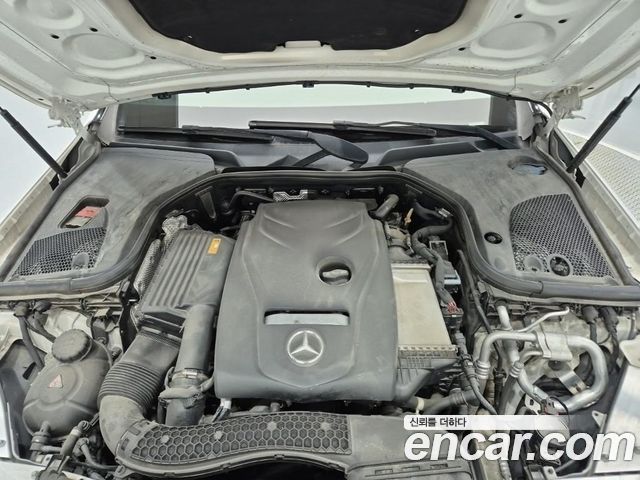 Mercedes-Benz E-Class 2019 — photo 5