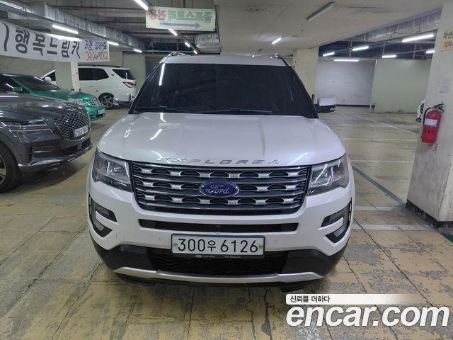 Ford Explorer 2017 — photo 2