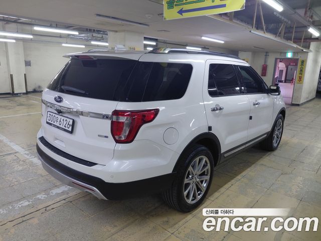 Ford Explorer 2017 — photo 4