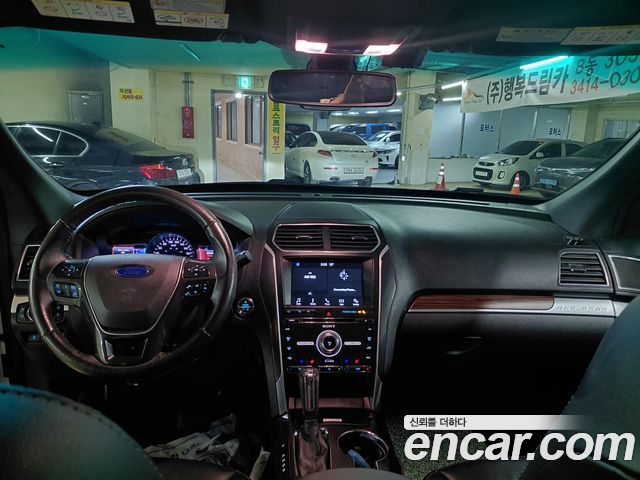 Ford Explorer 2017 — photo 7