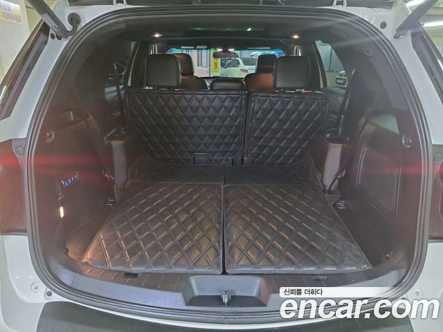 Ford Explorer 2017 — photo 15