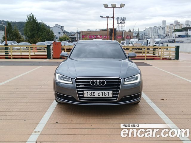 Audi A8 2015 — photo 2
