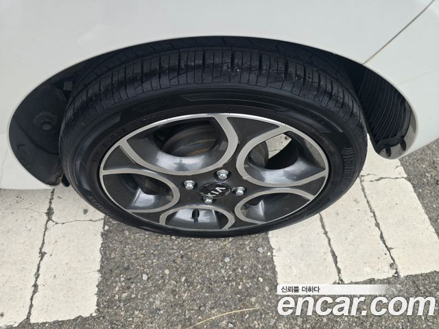 Kia morning 2015 — photo 17