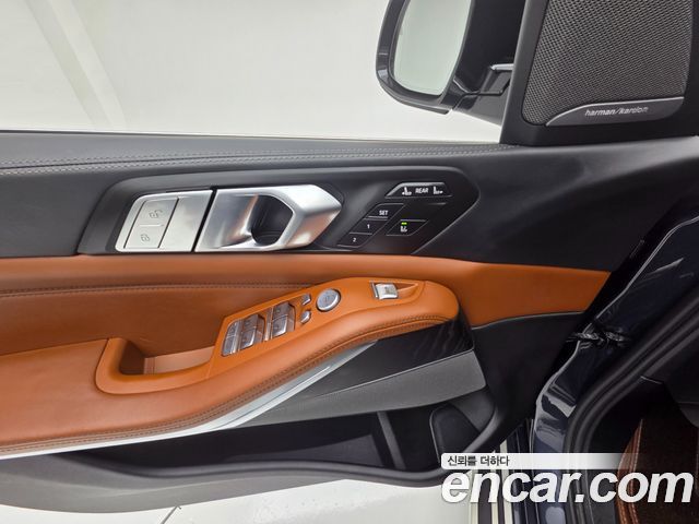 BMW X7 2022 — photo 13