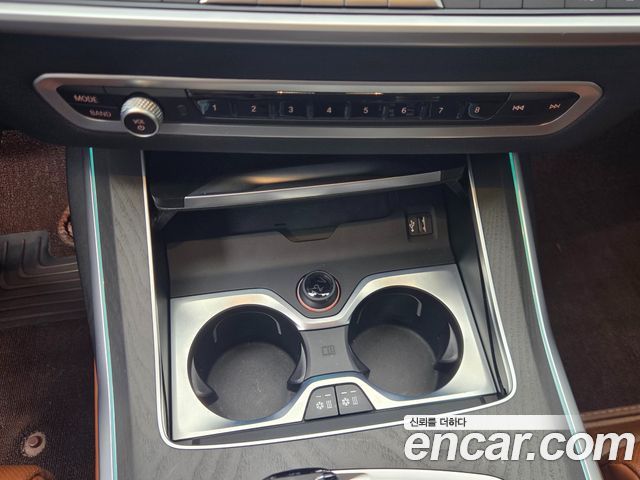 BMW X7 2022 — photo 16