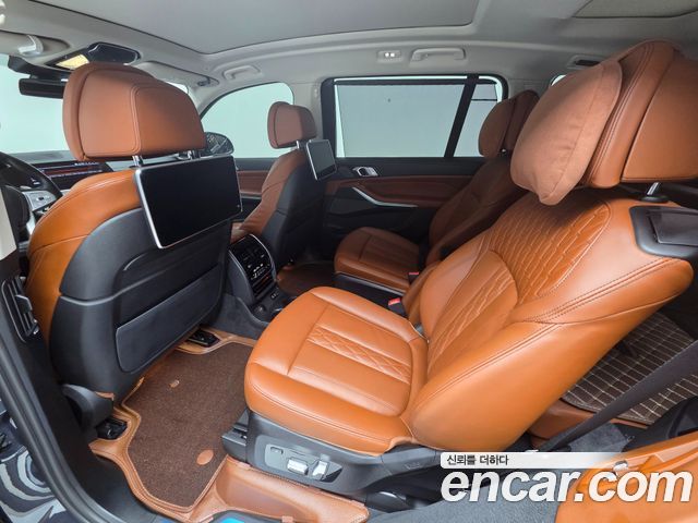 BMW X7 2022 — photo 18