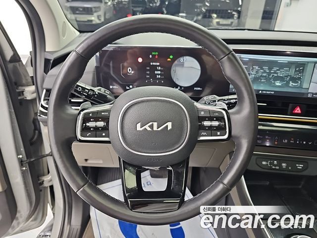 Kia Canival 2024 — photo 9