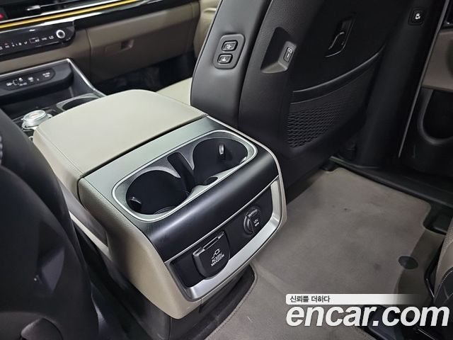 Kia Canival 2024 — photo 13