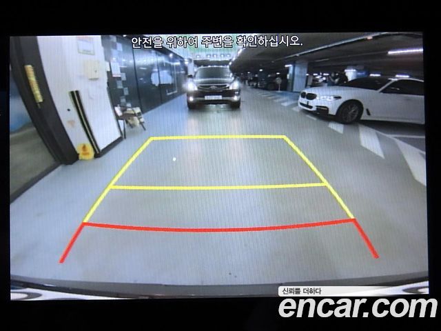 Hyundai Staria 2025 — photo 14