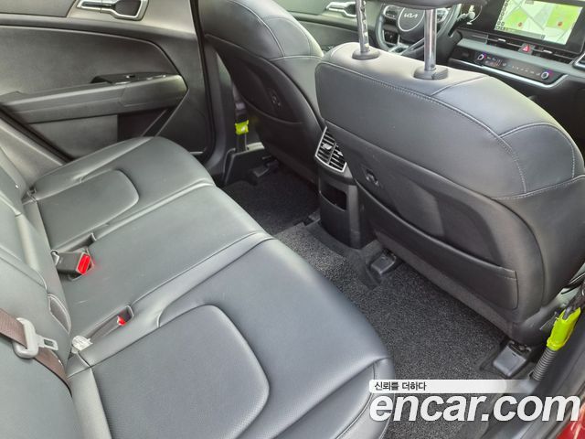 Kia Sportage 2022 — photo 12