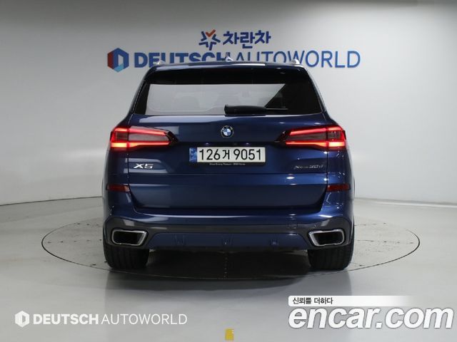 BMW X5 2021 — photo 4