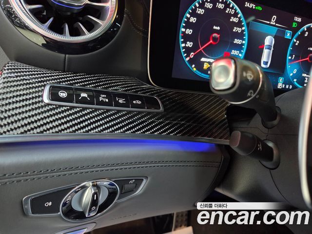 Mercedes-Benz AMG GT 2020 — photo 10