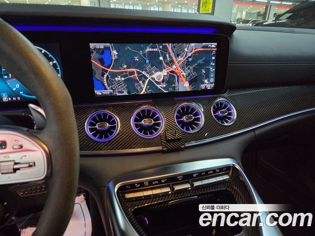 Mercedes-Benz AMG GT 2020 — photo 13