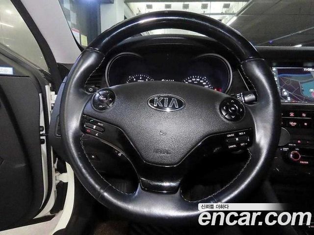 Kia K9 2015 — photo 8