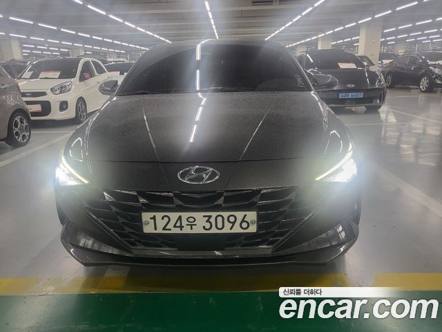 Hyundai AVANTE 2021 — photo 1