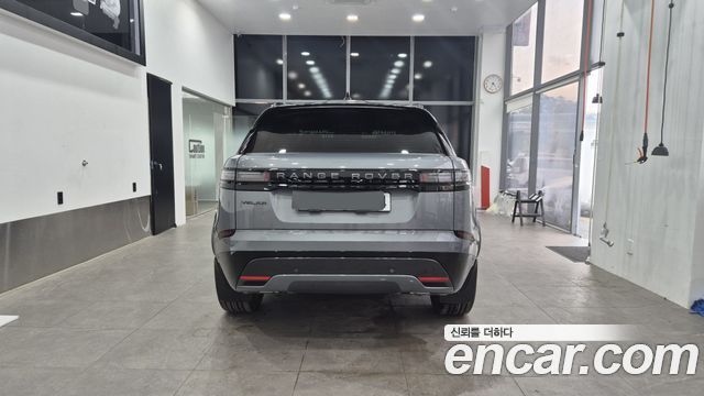 Land Rover Range Rover Velar 2025 — photo 4
