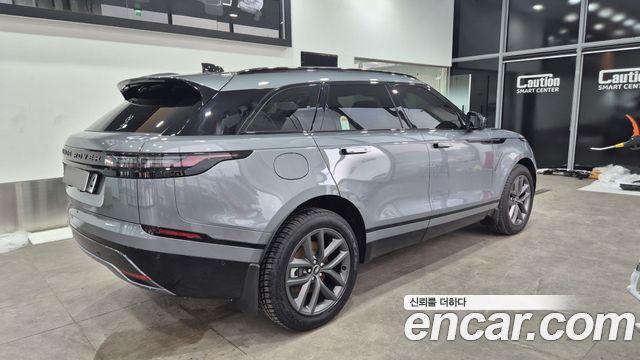 Land Rover Range Rover Velar 2025 — photo 5