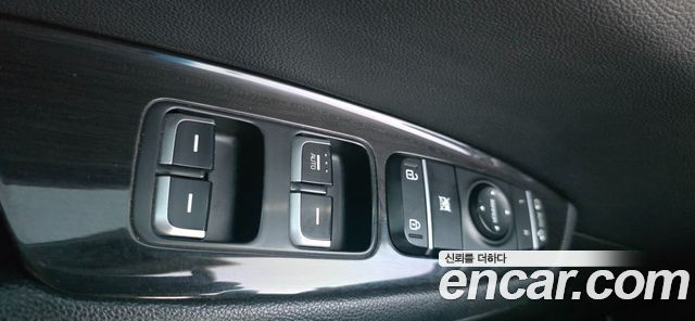 Kia K5 2016 — photo 13