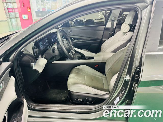 Hyundai AVANTE 2023 — photo 11