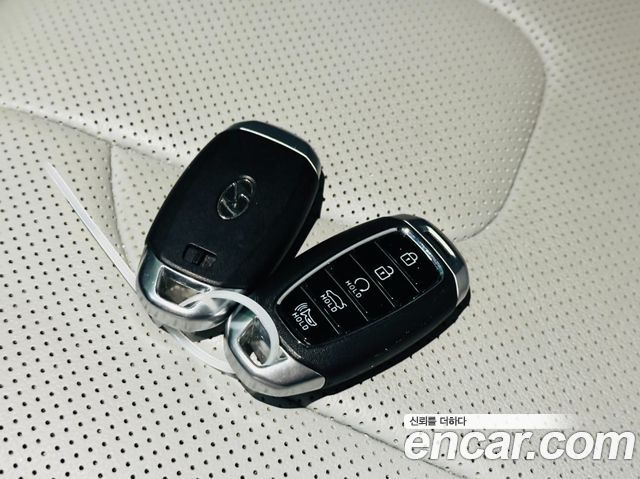Hyundai AVANTE 2023 — photo 16