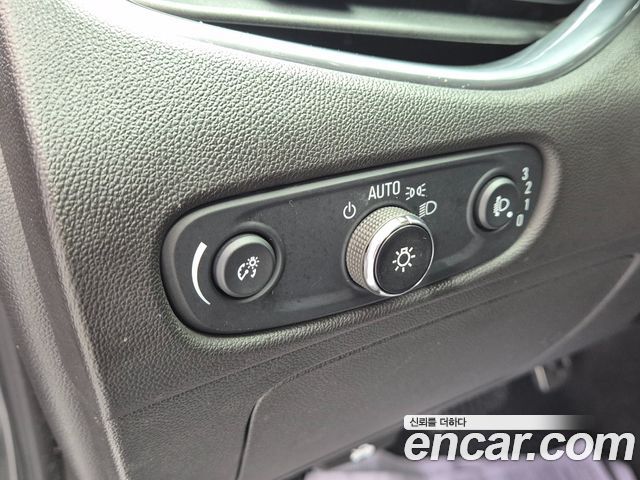 Chevrolet Korea Malibu 2017 — photo 10