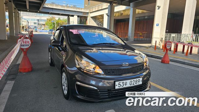 Kia pride 2017 — photo 2