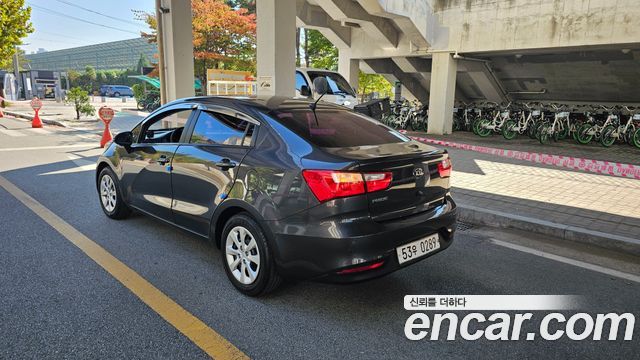 Kia pride 2017 — photo 6
