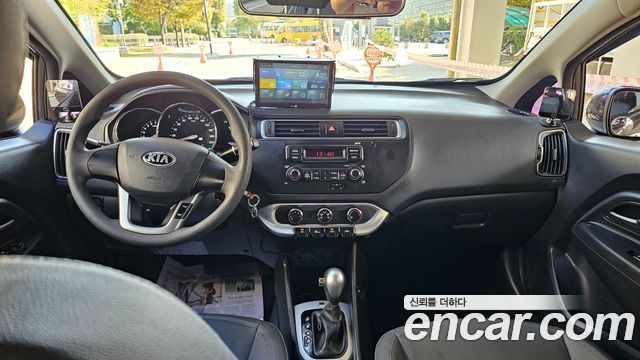 Kia pride 2017 — photo 8