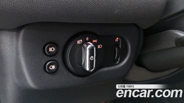 Mini Clubman 2020 — photo 12